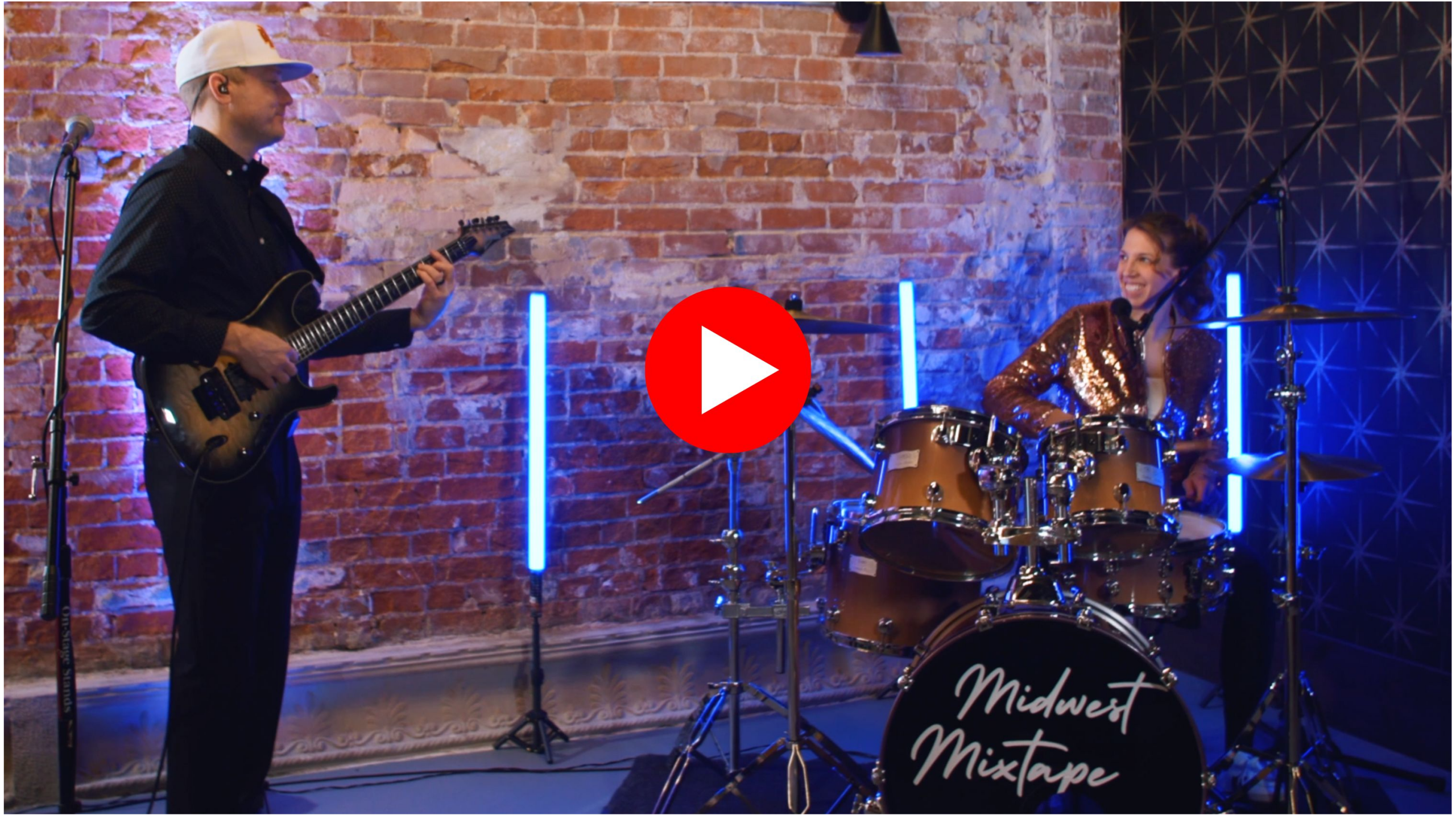 Button: play demo video of Midwest Mixtape live music duo
